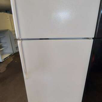21 Cu Ft White Roper (by Whirlpool) Top Mount Refrigerator