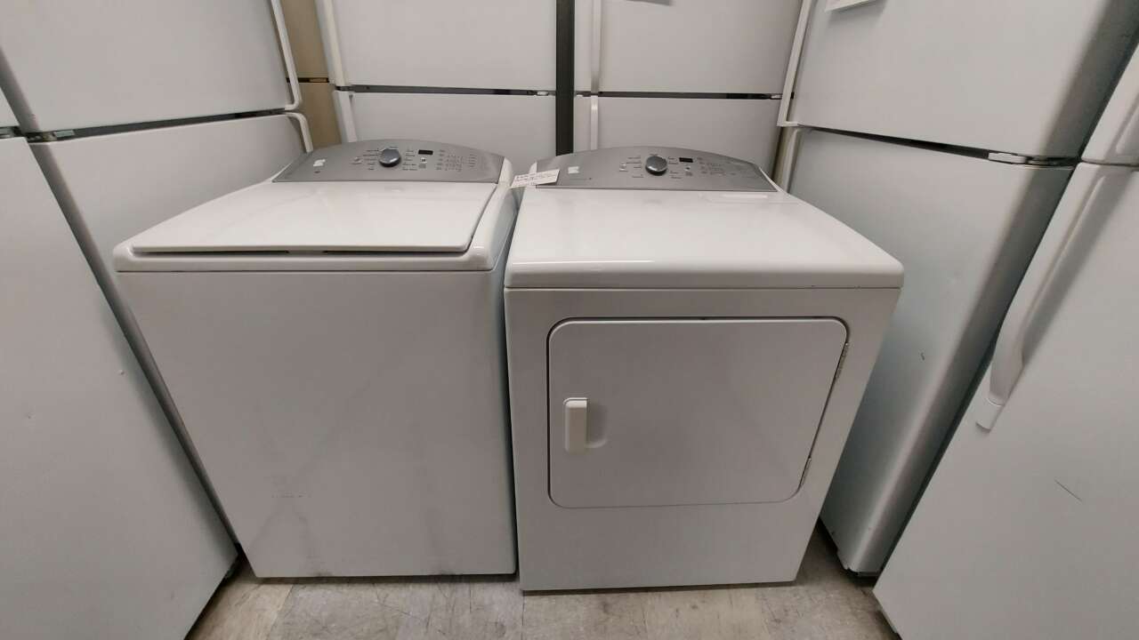 Kenmore 600 Series Top Load Washer/Electric Dryer Set