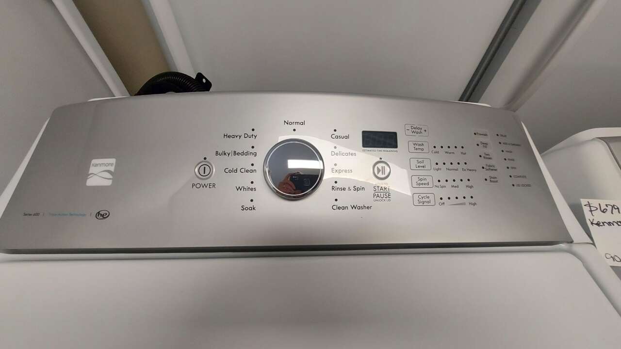 Kenmore 600 Series Top Load Washer/Electric Dryer Set - Image 2