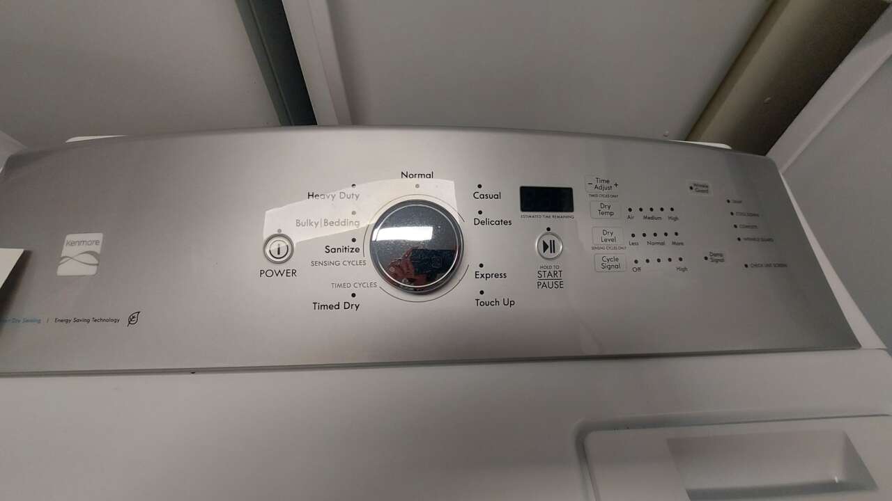 Kenmore 600 Series Top Load Washer/Electric Dryer Set - Image 4