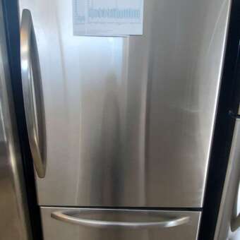 22 Cu ft Stainless Steel Amana Bottom Mount Refrigerator
